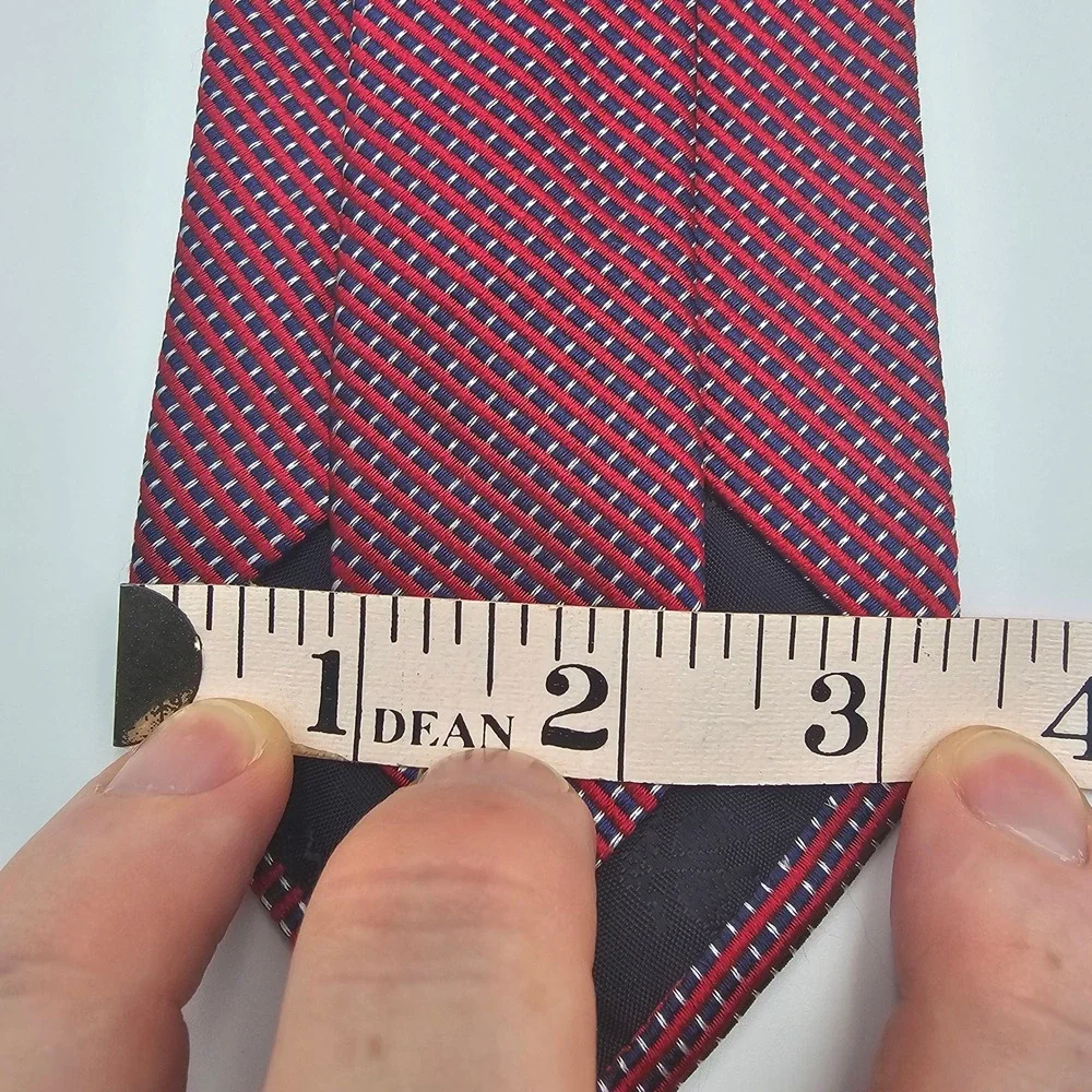 Brooks‎ Brothers 346 Silk Tie Red Blue Geometric Micro Pattern Diagonal Stripe